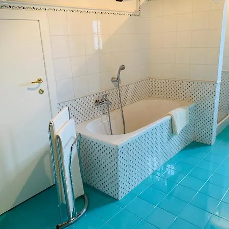 Viaggio Della Fontanile