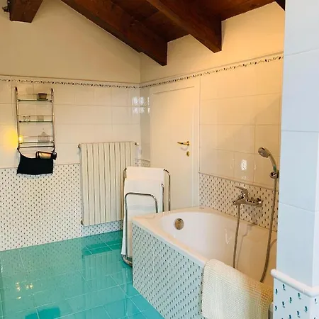 Viaggio Della Fontanile